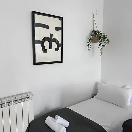 White Cozy Flat In Donostia Apartament San Sebastián