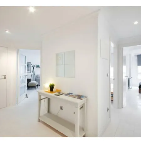 White Cozy Flat In Donostia 아파트 산세바스티안