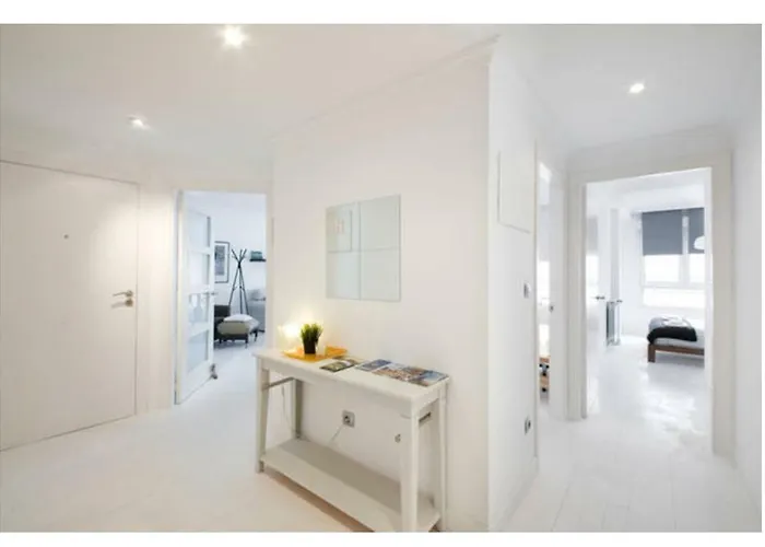 White Cozy Flat In Donostia Apartment San Sebastian